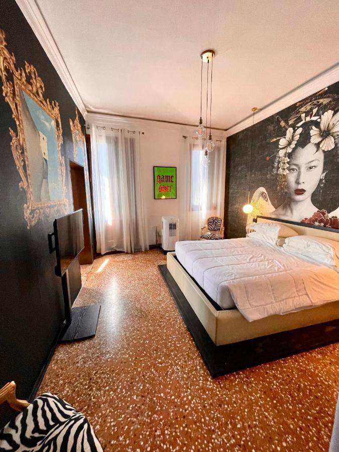 Royal Rialto Apartment - Grand Canal View เวนิส ภายนอก รูปภาพ