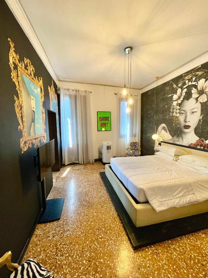 Royal Rialto Apartment - Grand Canal View เวนิส ภายนอก รูปภาพ